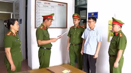 Bắt Phó Giám đốc Sở Tài nguyên và Môi trường tỉnh Bắc Kạn