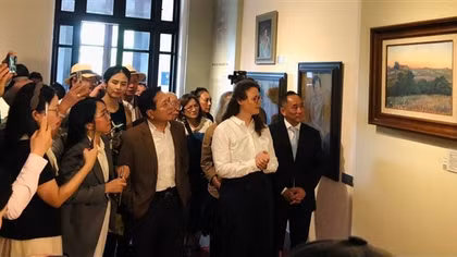 Hậu duệ đời thứ 5 tiết lộ hành trình trở thành họa sĩ của vua Hàm Nghi