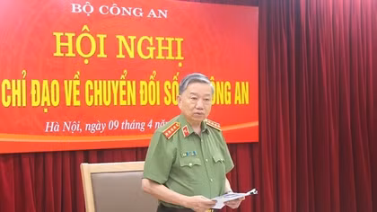 Duy trì quyết tâm chính trị cao trong thực hiện các nhiệm vụ chuyển đổi số