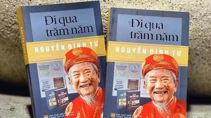 Ra mắt tự truyện "Đi qua trăm năm" của Nhà nghiên cứu Nguyễn Đình Tư