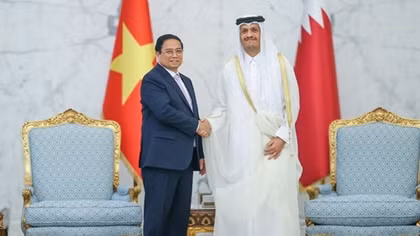 Thủ tướng Phạm Minh Chính hội đàm với Thủ tướng Qatar