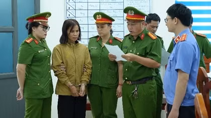 Khởi tố, bắt tạm giam các đối tượng giữ người trái pháp luật