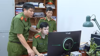 Lừa tiền tỷ bằng chiêu giả nhân viên công ty xổ số “biết trước kết quả”