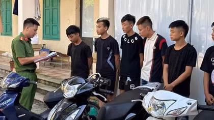 Khẩn trương làm rõ nhóm đối tượng mang hung khí gây rối trên quốc lộ 32