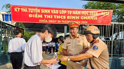 Sĩ tử ấm lòng từ chương trình "Tiếp sức mùa thi"