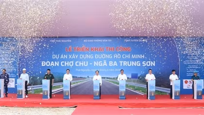 Thi công đường Hồ Chí Minh qua Thái Nguyên, Tuyên Quang