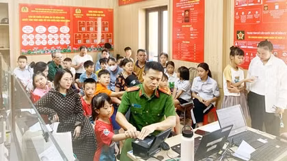 Xã đầu tiên của Hà Tĩnh hoàn thành cấp thẻ căn cước cho công dân đủ điều kiện