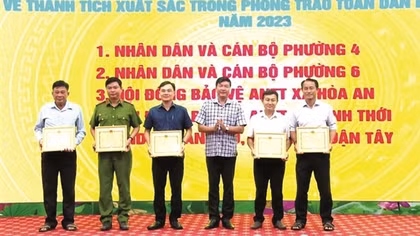 Giữ vững bình yên “thủ phủ” đất Sen hồng