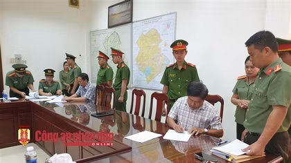 Bắt giam Phó Chủ tịch và nguyên Phó Chủ tịch UBND huyện Phụng Hiệp