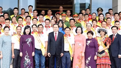 Tôn vinh, lan tỏa những tấm gương hiến máu tiêu biểu trong cộng đồng