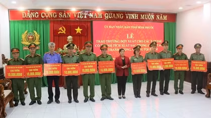 Bình Phước khen thưởng đột xuất các đơn vị phá đường dây ma túy lớn