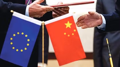 Chuyến công du hạ nhiệt căng thẳng và gỡ rối khúc mắc