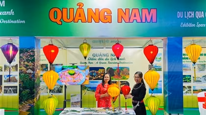 24 địa phương triển lãm về di sản văn hóa, thiên nhiên, sản phẩm thủ công truyền thống