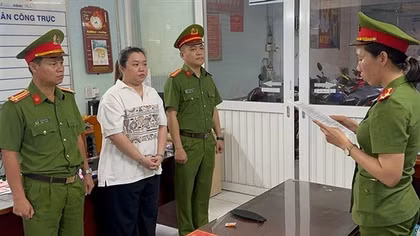 Lừa đảo làm thủ tục du học, tuyển lao động, chiếm đoạt hàng chục tỷ đồng