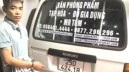 Thuê người tạt sơn 6 xe ô tô nhằm ép phải gửi vào bãi