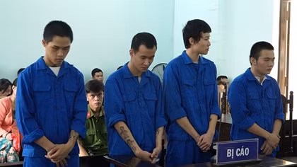 Lãnh 14 năm tù sau khi “mở tiệc” ma túy tại nhà