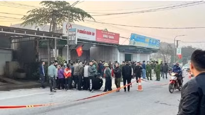 Xe tải tông 3 người đi tập thể dục buổi sáng