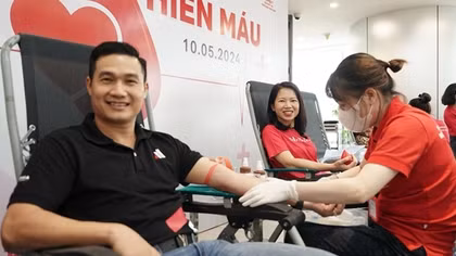 Gần 200 thành viên AIA Việt Nam tham gia hiến máu nhân đạo
