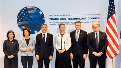 EU và Mỹ thúc đẩy vai trò lãnh đạo xuyên Đại Tây Dương