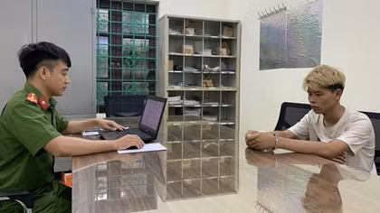 Nhóm cướp "nhí" manh động mang theo hung khí cướp tài sản