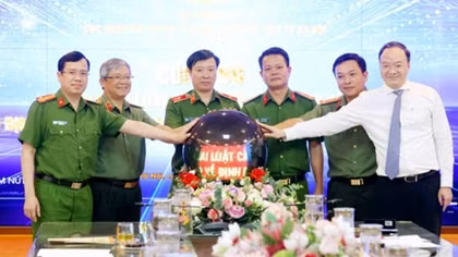 Chính thức vận hành Trung tâm xác thực điện tử