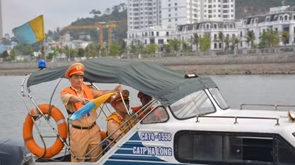 Quảng Ninh đẩy mạnh bảo đảm an toàn giao thông đường thủy nội địa