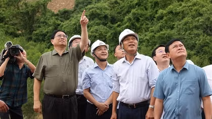 Mở đợt thi đua nước rút hoàn thành xây dựng Đường dây 500kV mạch 3