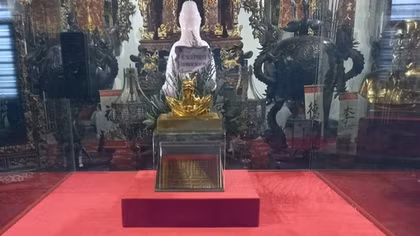 Đi xem kim ấn “Hoàng đế chi bảo”
