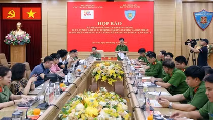 Lan toả hình ảnh đẹp lực lượng Cảnh sát cơ động nhân kỷ niệm 50 năm ngày truyền thống