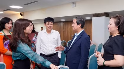 Cần dành sự quan tâm đặc biệt cho giáo dục mầm non