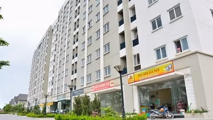 Ngân hàng mong gỡ thủ tục về đất để "tiêu tiền"