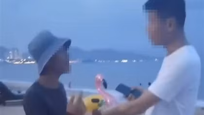 Làm rõ thông tin du khách bị “chém” tiền phí ngồi ghế hóng gió biển Nha Trang