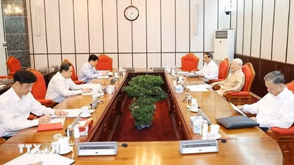 Tổng Bí thư Nguyễn Phú Trọng chủ trì cuộc họp lãnh đạo chủ chốt
