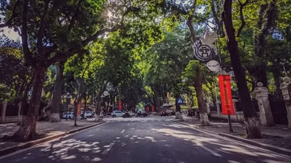 Ngày đầu nghỉ lễ, miền Bắc vùng núi mưa dông, đồng bằng oi nóng