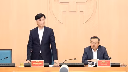 Đẩy mạnh chi trả an sinh xã hội không dùng tiền mặt dịp Tết Nguyên đán 2024