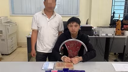 Từ tin báo, phát hiện đối tượng vận chuyển ma tuý theo đường xe khách