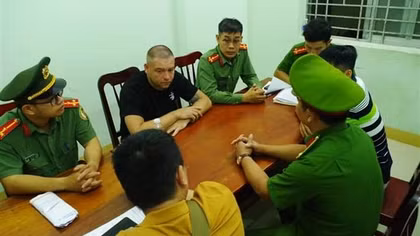 Bắt một người Nga đang bị Interpol truy nã về tội giết người