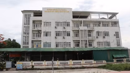 Giám đốc trung tâm điều dưỡng cùng cấp dưới lập khống hồ sơ thầu tiền tỷ