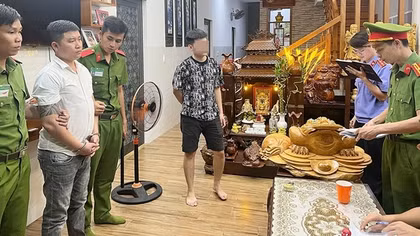 Khởi tố 3 đối tượng tổ chức hàng ngàn dây biêu hụi online