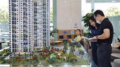 Lý do khiến cuộc đua săn nhà, đất trở nên khốc liệt