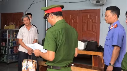 Khởi tố thêm người chồng trong vụ lợi dụng quyền tự do để tố cáo sai sự thật