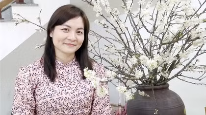Nhà văn Vũ Thị Huyền Trang: Không đứng bên lề hơi thở thời đại