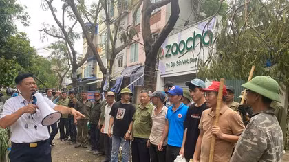 Nhiều đoàn thiện nguyện từ Quảng Bình ra chung tay khắc phục hậu quả bão lũ ở các tỉnh phía Bắc