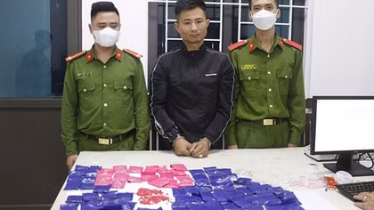 Bắt 4 đối tượng trong đường dây vận chuyển hơn 28 nghìn viên ma túy