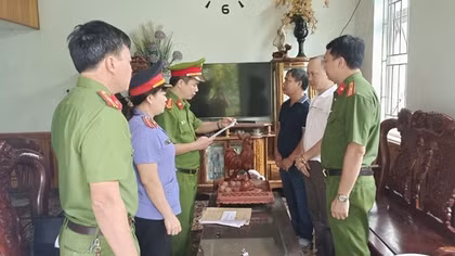 Giám đốc và kế toán cùng bị bắt vì trốn thuế hơn 10 tỷ đồng