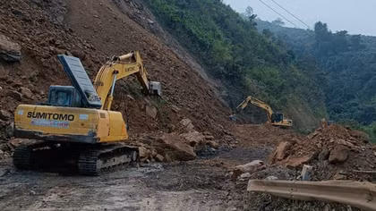 Sạt lở nghiêm trọng tại huyện Mường Chà