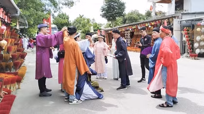 Đồi thông hương Huế