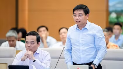Thảo luận Luật Đường bộ: Tránh hiểu sẽ thu phí sử dụng đường cao tốc từ 1/10/2024