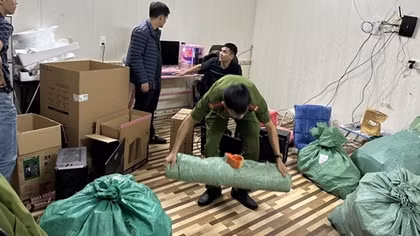 Hàng nghìn người sập bẫy nhóm lừa đảo bằng tiền... âm phủ