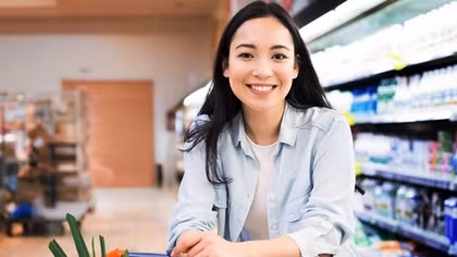 Học hỏi bí quyết chi tiêu tiết kiệm nhờ thẻ tín dụng của mẹ Việt